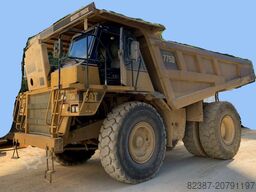 CAT 775D