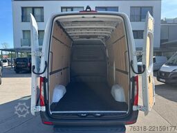 Mercedes-Benz Sprinter 317 Kasten L2H2 Autom. Kamera MBUX Navi