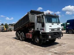 Iveco Eurotrakker 260 E 37 (POMPE MANUELLE / MANUAL P...