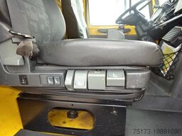 UNIMOG U 5000 Pritsche Palfinger-Kran AHK