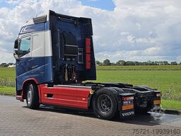 VOLVO FH 500 SKIRTS 2X TANK VEB+