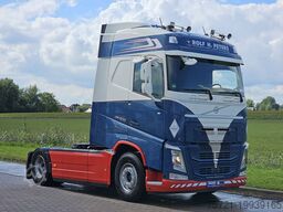 VOLVO FH 500 SKIRTS 2X TANK VEB+