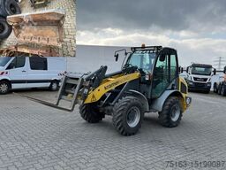  Radlader 750 Allrad Radlader Klappschaufel+Gabel