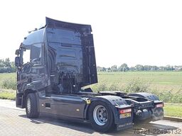 RENAULT T 440 13 LITER LOW MILEAGE
