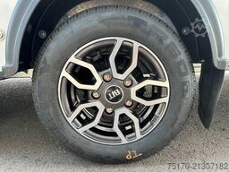 Brian James Race Sport Länge: 5,03 m / 3.000 kg / NEU