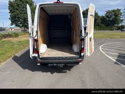 MERCEDES-BENZ Sprinter 319 4x4/SCHWINGSITZ/KAMERA/AHK3,50TO