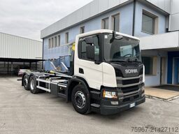 SCANIA P 450