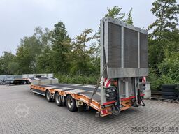 Humbaur HTS30  3 Achs Satteltieflader, neuwertig