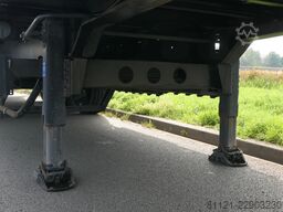 Kögel S 24-1 | Tautliner + Sliding roof | (1) Lift Ax...