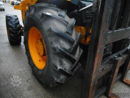 JCB 930 ALLRAD Triplex SS Kabine