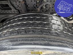 Mercedes-Benz Actros 1845