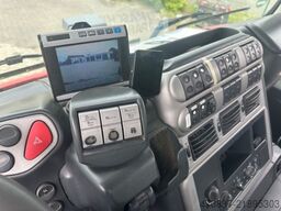 IVECO AD260S36 / Hiab 166 Funk / Maschinentransporter