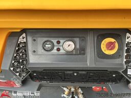 Atlas Copco Kompressor XAS58-7G*2xHammer+Erdrakete*Neuwertig