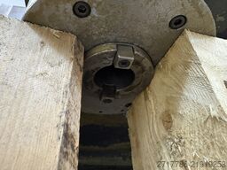 Mazak VTC 300 II