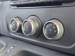 RENAULT MASTER 2.3 L4H3 Dubbellucht NAP