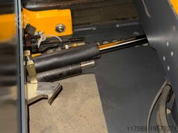 Jungheinrich ETV 320 - Service Neu - Batterie 80% - 11.51M Hub - 2t