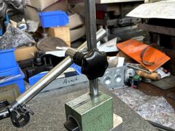 Granite Measuring Plate with Dial Gauge