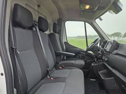 RENAULT MASTER 2.3 DCI 135 L2H2
