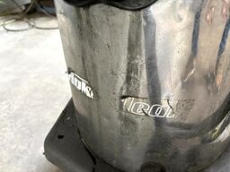 Industrial Vacuum Cleaner 