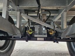  Balenwagen verzinkt
