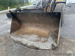 Volvo L90E wheel loader. WATCH VIDEO.