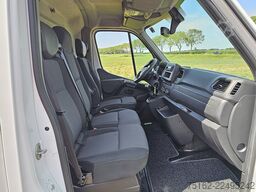 RENAULT MASTER 2.3 DCI 150 L3H2