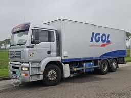 MAN 26.390 TGA 6X2 TAILLIFT