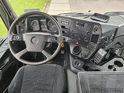 MERCEDES-BENZ AROCS 3240