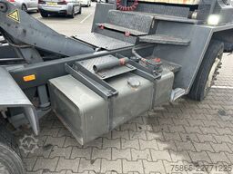 Terberg YT 180 / Cummins / Allison / 2003 / Terminal Tr...