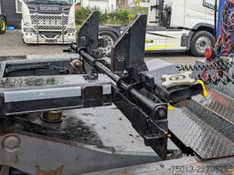 KRONE Multi- Containerchassis eLTU70, erst 128.000 Km