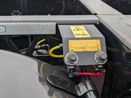 KRONE Multi- Containerchassis eLTU70, erst 128.000 Km