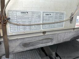 Schmitz Cargobull DISCBRAKES / GALVANIZED / HUCKEPACK / NL-traile...