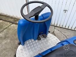 Stolzenberg Twin Top TT 1100 / E Aufsitzkehrmaschine