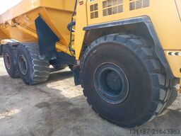 Komatsu HM400-3R (4 pcs available in Abu Dhabi)