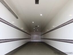 MAN TGM 15.290 Trekker + Heiwo city trailer geisole...