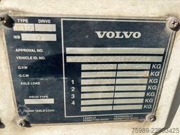 Volvo F 12 15000 L 3 COMPARTMENTS, HANDGESCHAKELD, ADR