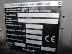 Volvo ECR35D - Powertilt + hydr. Schnellwechsler + 3 Löf