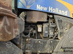 New Holland T 8040
