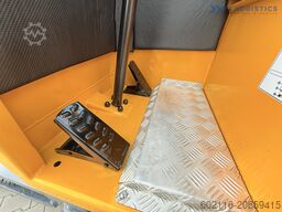 Combilift C4000 DIESEL DUPLEX-4100 FORK-POSITIONER