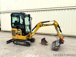 CATERPILLAR 301.6 / 2019 BJ / 1.435 H / 2 x Löffel / MS01