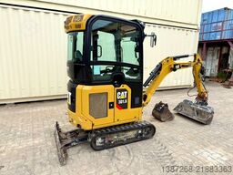 CATERPILLAR 301.6 / 2019 BJ / 1.435 H / 2 x Löffel / MS01