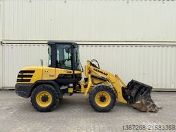 YANMAR V70S Schwenklader / 2017 BJ / Schaufel + Gabel