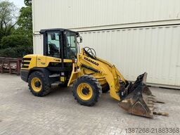 YANMAR V70S Schwenklader / 2017 BJ / Schaufel + Gabel