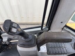 YANMAR V70S Schwenklader / 2017 BJ / Schaufel + Gabel