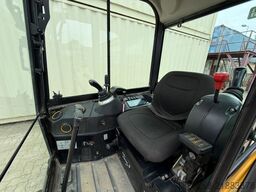 JCB 16C-1 / 2021 BJ / 806 H / 3 x Löffel