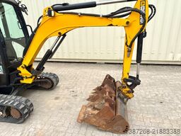 JCB 8026 CTS / 2021 BJ / 1.589 H / 3 x Löffel