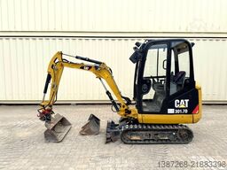 CATERPILLAR 301.7D / 2017 BJ / 1.597 H / 2 x Löffel / MS01