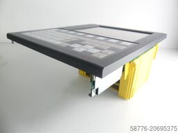 Fanuc A02B-0319-B502 / T Oi-TD Panel SN: E122B1144 + Tastatur A02B-0319-D519 / T