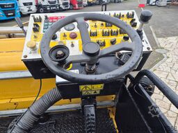 Caterpillar AP300 / 1 OWNER / SERVICED!