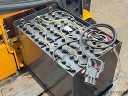 Jungheinrich EFG 213 - Service Neu - Batterie 82% - Freihub